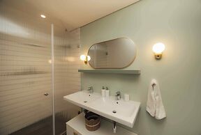 ONEHUNDRED on M - Fluent Serviced Apartments