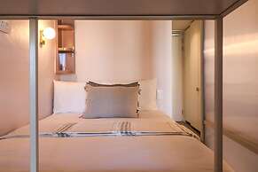 ONEHUNDRED on M - Fluent Serviced Apartments