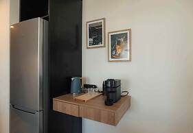 ONEHUNDRED on M - Fluent Serviced Apartments