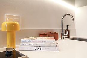 ONEHUNDRED on M - Fluent Serviced Apartments
