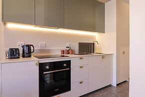 ONEHUNDRED on M - Fluent Serviced Apartments