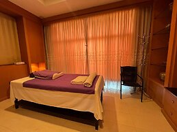No8 Double Suite, Rainbow Arokaya Welnes