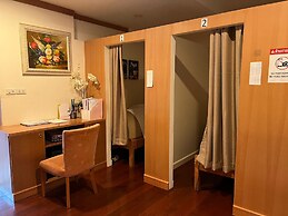 No8 Double Suite, Rainbow Arokaya Welnes