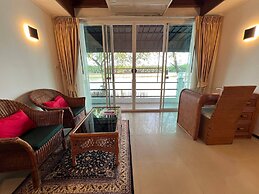 No8 Double Suite, Rainbow Arokaya Welnes