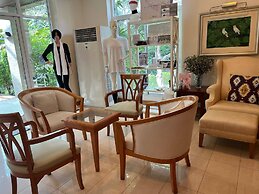 No8 Double Suite, Rainbow Arokaya Welnes