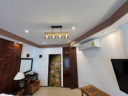 No8 Double Suite, Rainbow Arokaya Welnes
