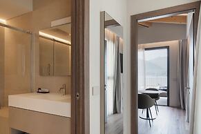 Lago Dorato Marina Lodge - Lakefront