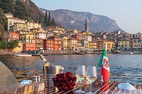 Lago Dorato Marina Lodge - Lakefront