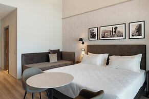 Lago Dorato Marina Lodge - Lakefront