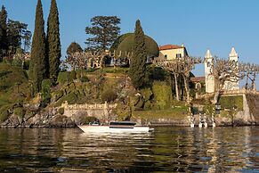 Lago Dorato Marina Lodge - Lakefront