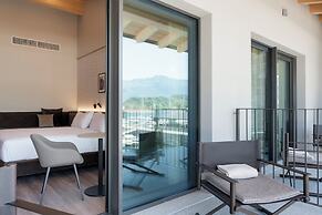 Lago Dorato Marina Lodge - Lakefront