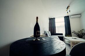 TIFFANY Apartment Hotel