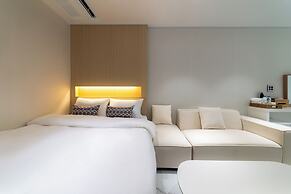 The Central Hongdae