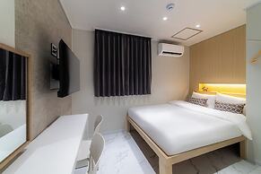 The Central Hongdae