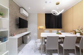 The Central Hongdae