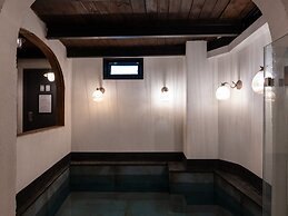 The urban chalet