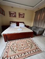 ELON MOREH LODGE