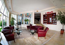 Denizkizi Hotel