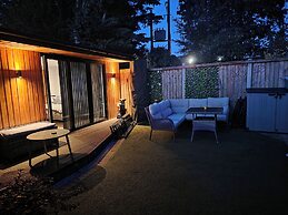 The Chill Garden Room