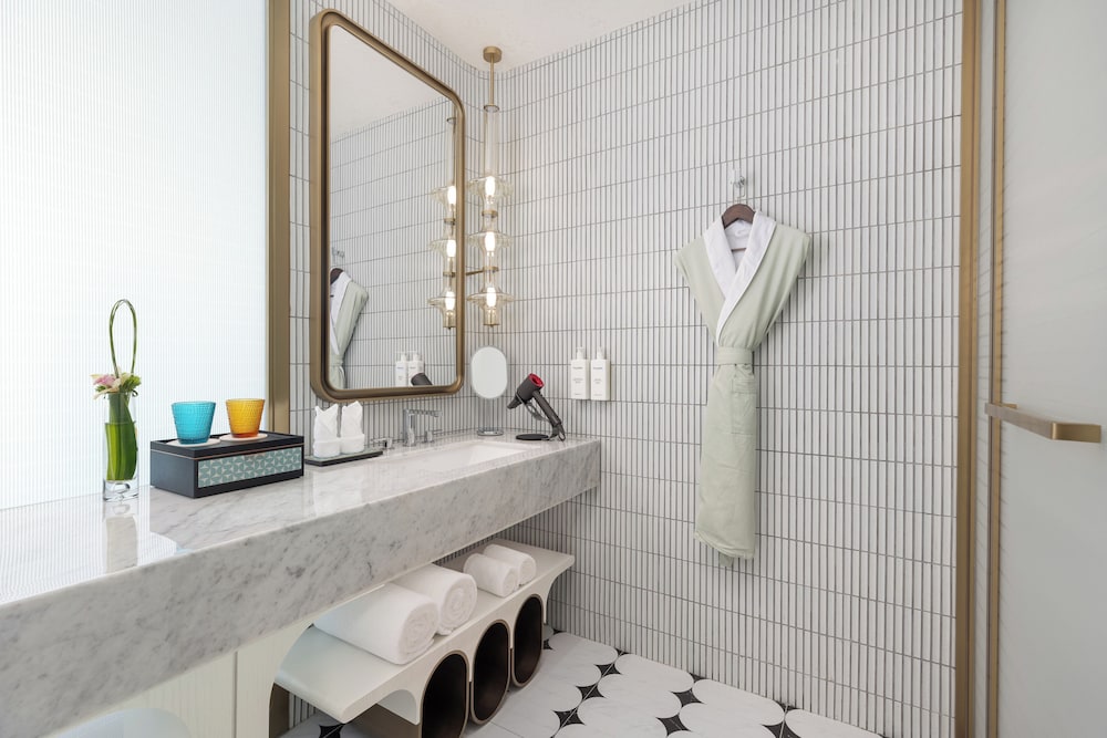 TFT Chongqing, Vignette Collection by IHG