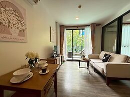 The Deck Patong Phuket by Mickey