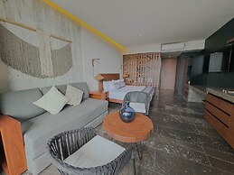 Luxury Studio Private pool IIK C409SF