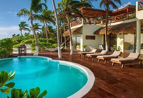 Villa 5br Beachfront TULUM -Sian Kaan