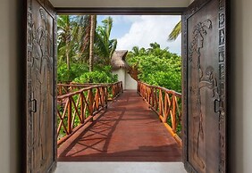 Villa 5br Beachfront TULUM -Sian Kaan