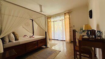 Moya Beach Hotel