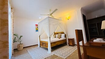 Moya Beach Hotel
