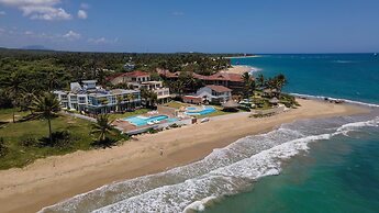 Oceanfront Luxury 10BR Villa