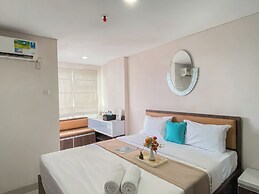 Comfy And Homey Studio At Enviro Apartment