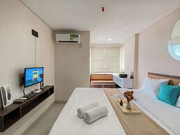 Comfy And Homey Studio At Enviro Apartment
