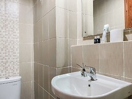 Cozy And Comfort Living Studio At Enviro Apartment