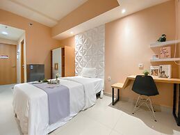 Peach Tone Studio At Evenciio Margonda Apartment