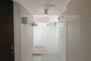 Modern Minimalist 2Br At Linden Apartment