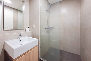 Modern Neutral 2Br At The Ayoma Apartment