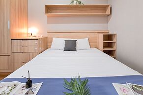 Modern Neutral 2Br At The Ayoma Apartment