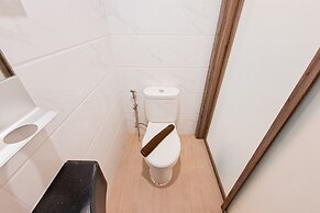 Studio Near Mall At Sky House Bsd Apartment