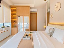 Warm Contemporary 2Br Apartment At Samara Suites