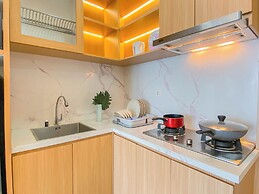 Warm Contemporary 2Br Apartment At Samara Suites