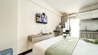 Cozy Bloom Studio Apartment Cinere Resort