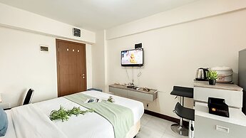 Cozy Bloom Studio Apartment Cinere Resort