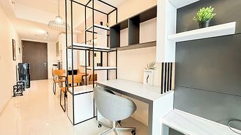 Industrial Chic Studio Apartment At Kemang Village