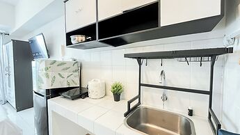 Modern Basic Studio At Tokyo Riverside Pik 2 Apartment
