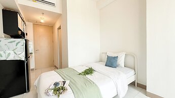 Modern Basic Studio At Tokyo Riverside Pik 2 Apartment