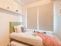 Modern And Spacious 2Br Apartment Green Bay Condominium