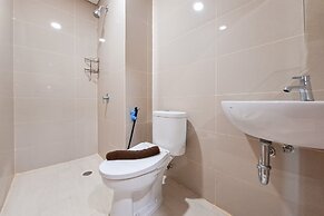 Bright Studio Room Apartment At B Residence