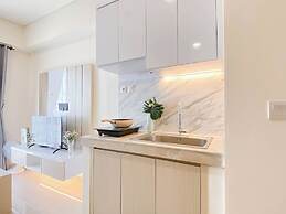 Compact Living 2Br At Meikarta Apartment