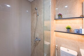 Modern Monochromatic Studio At Transpark Bintaro Apartment